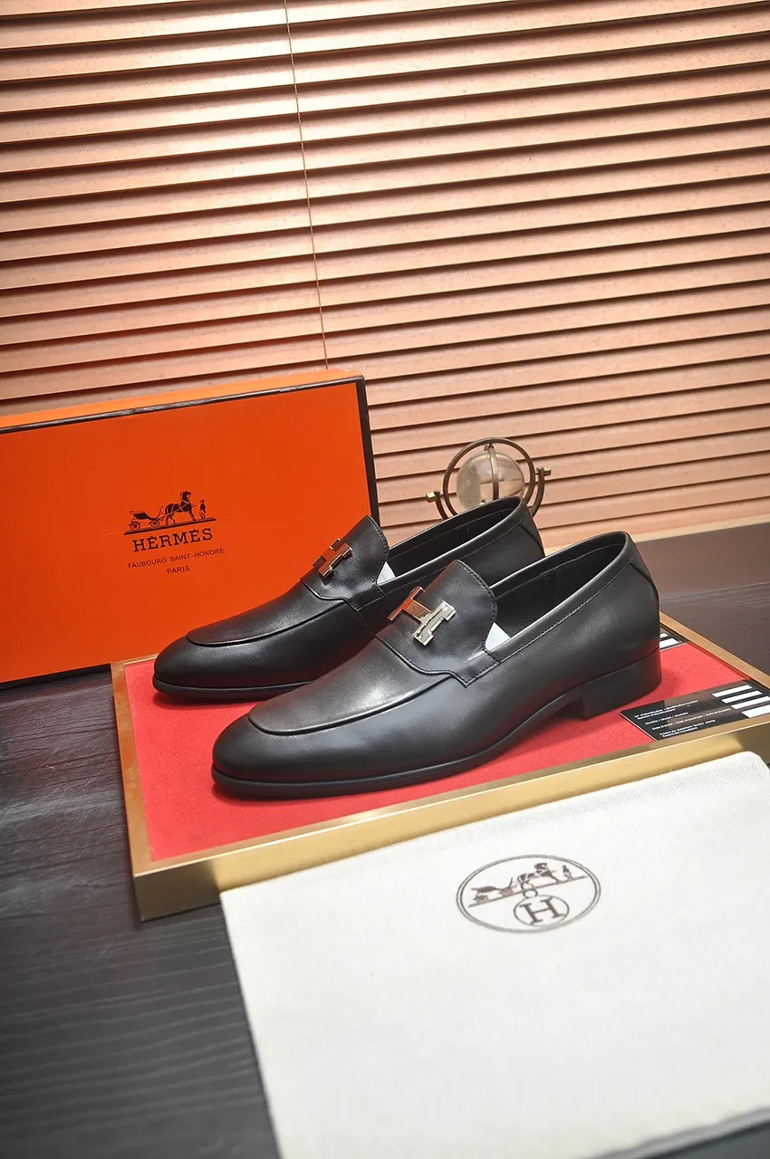 Men's shoes 💰500💶[HERMES] (cowhide lining)🍀Italian top luxury🍀He does not pursue novel styles and gorgeous colors, but attracts the favor of successful men with his flawless, elegant and classic style! This very, very comfortable, simple and stable style makes it easy to match any style! The pattern is absolutely 1:1 refined from the original case, and we strive for excellence in materials, imported cowhide + cowhide lining💪💪💪extraordinary texture👍! .Black brown code number: 38 to 45 (45 customized)